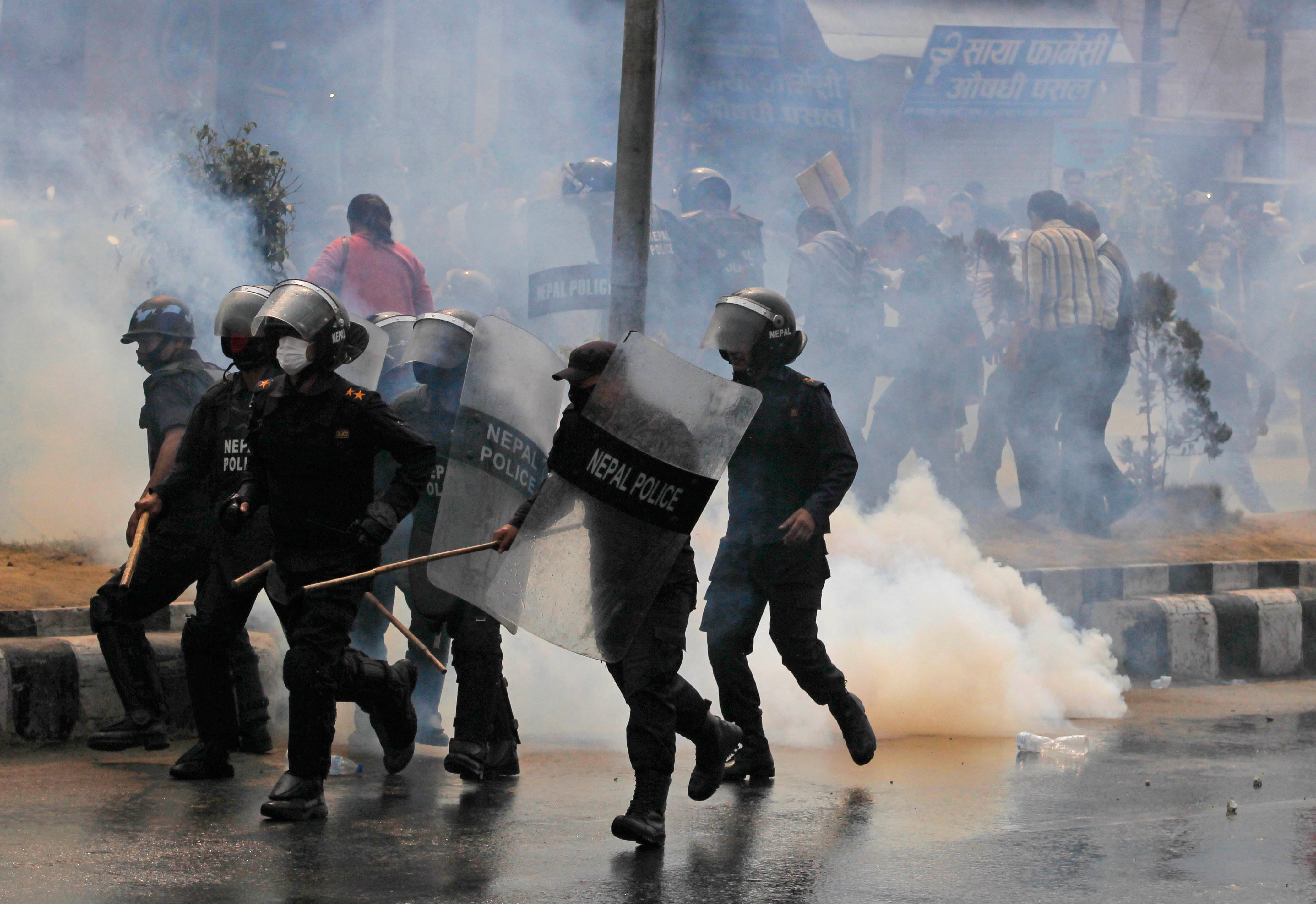 202009asia_nepal_police
