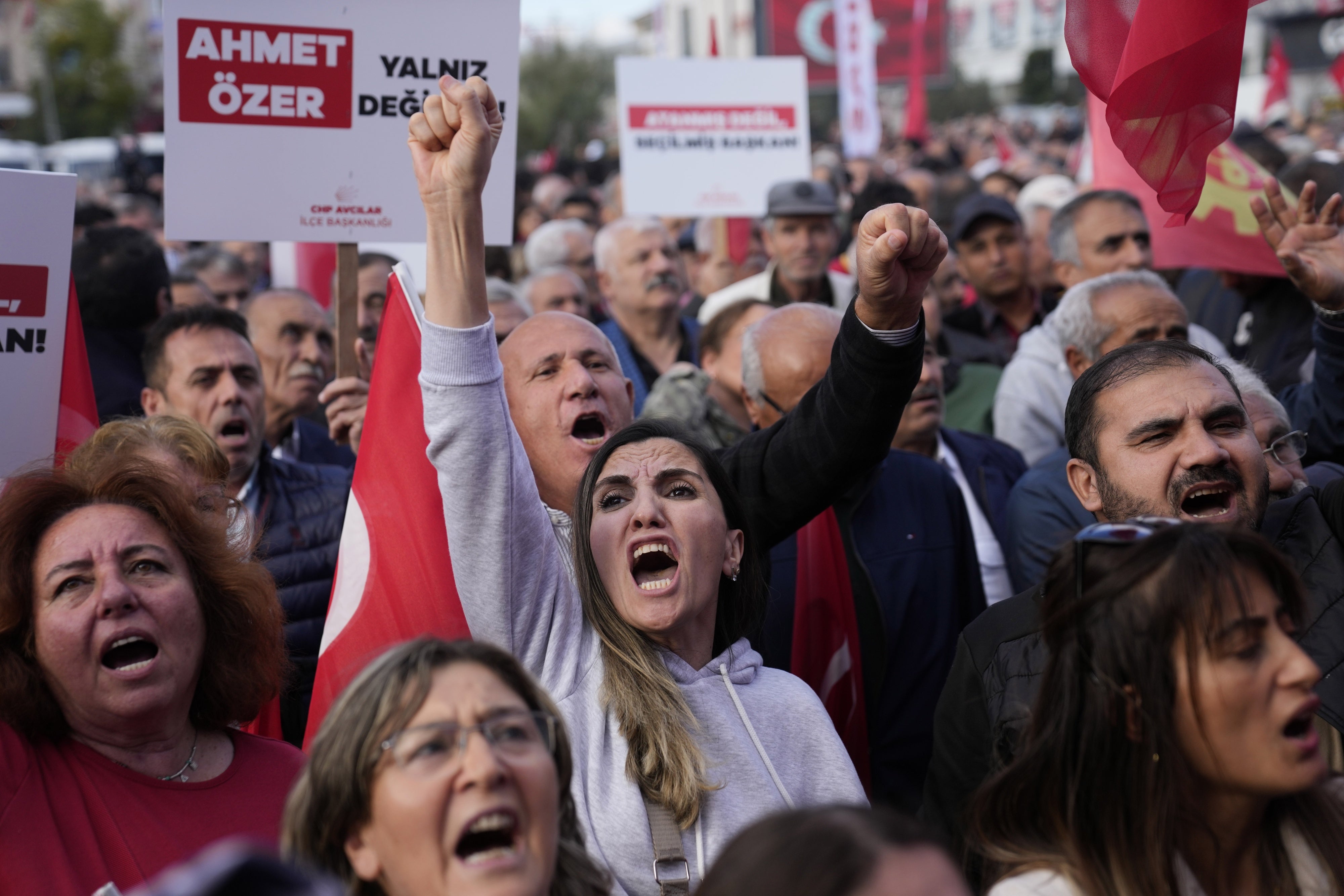 Demonstrators in Istanbul protest the government's removal and detention of Ahmet Özer, opposition Republican People’s Party (CHP) mayor of Istanbul’s Esenyurt district, October 31, 2024, to be replaced with a government appointee as “trustee.”