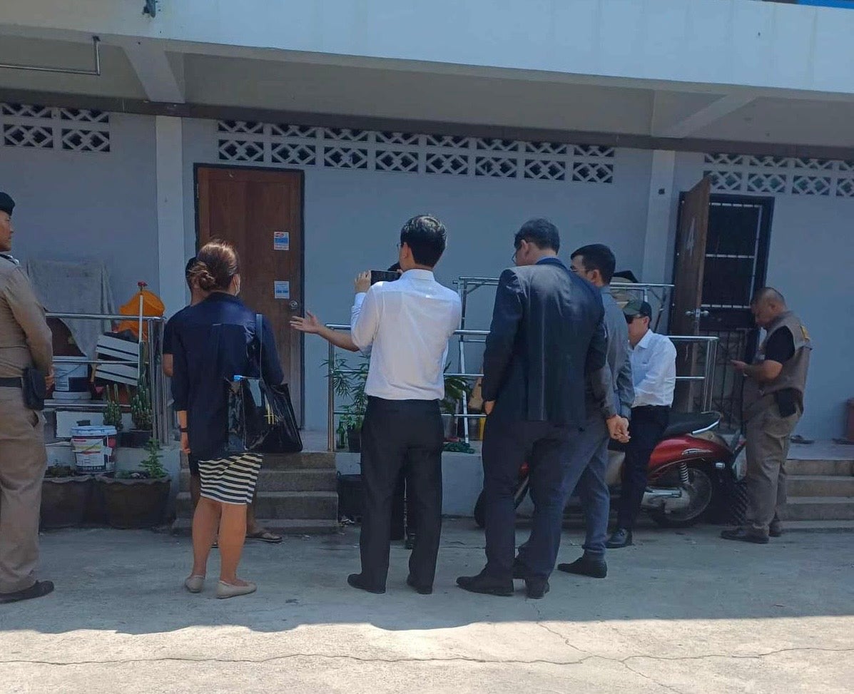 Vietnamese police questioning refugees in Thailand, March 14, 2024.