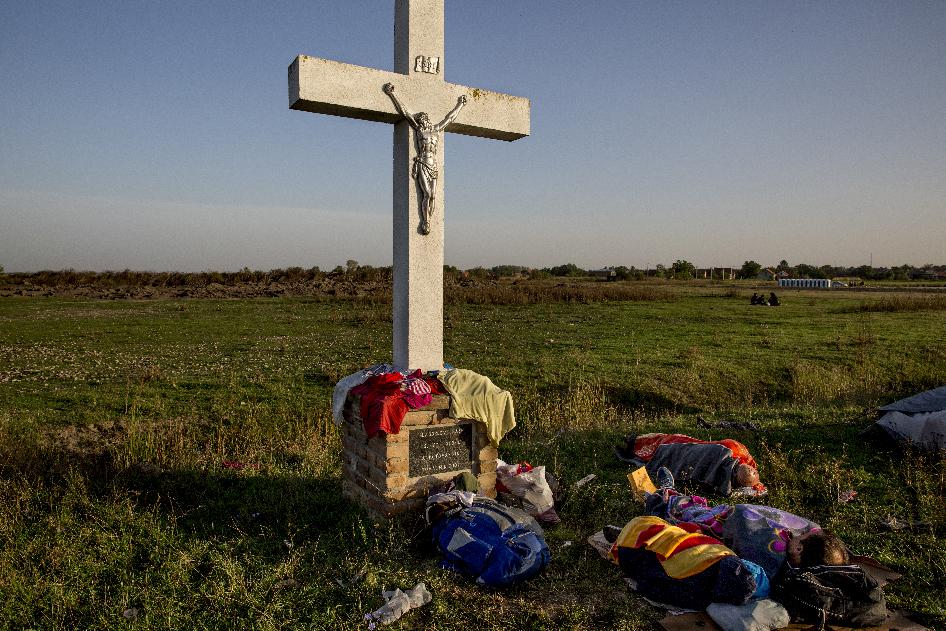 2015-eca-eu-refugees-reception-6_AR