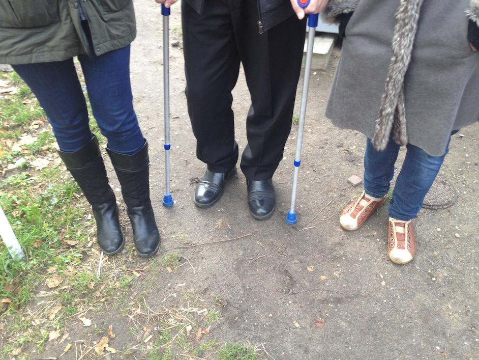 Ahmad and Nour, from Damascus, came to live with a daughter who has residency in Berlin. 