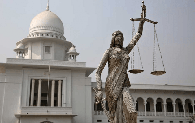 Bangladesh Supreme Court statue