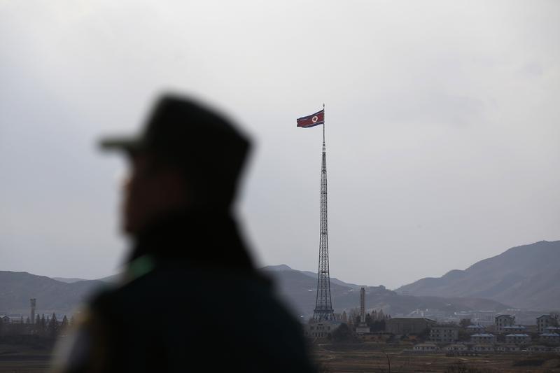 201706Asia_NorthKorea_FlagNK