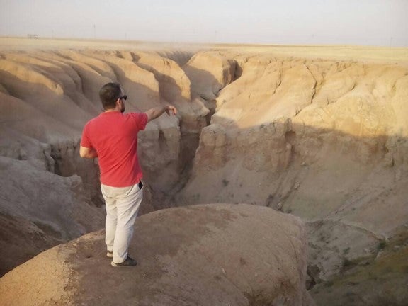 كاتب التقرير في زيارة إلى الهوتة، 4 يوليو/تموز 2017. © هيومن رايتس ووتش