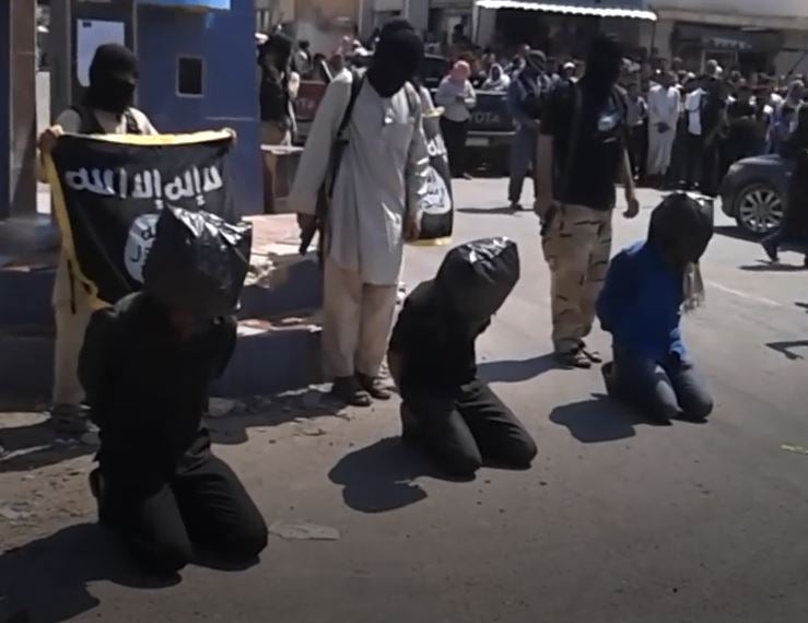 لقطة من مقطع الفيديو الذي نُشِر في يونيو/حزيران 2014 على موقع "مسارات" الإخباري.