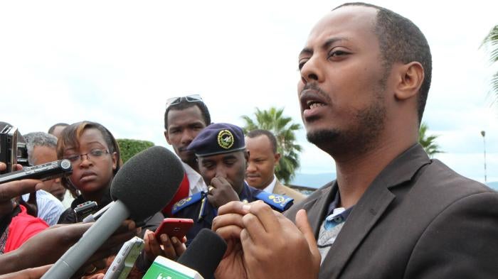 Kizito Mihigo speaking to the media in Kigali on April 15, 2014 after nine days in incommunicado detention.
