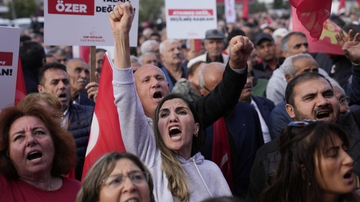 Demonstrators in Istanbul protest the government's removal and detention of Ahmet Özer, opposition Republican People’s Party (CHP) mayor of Istanbul’s Esenyurt district, October 31, 2024, to be replaced with a government appointee as “trustee.”