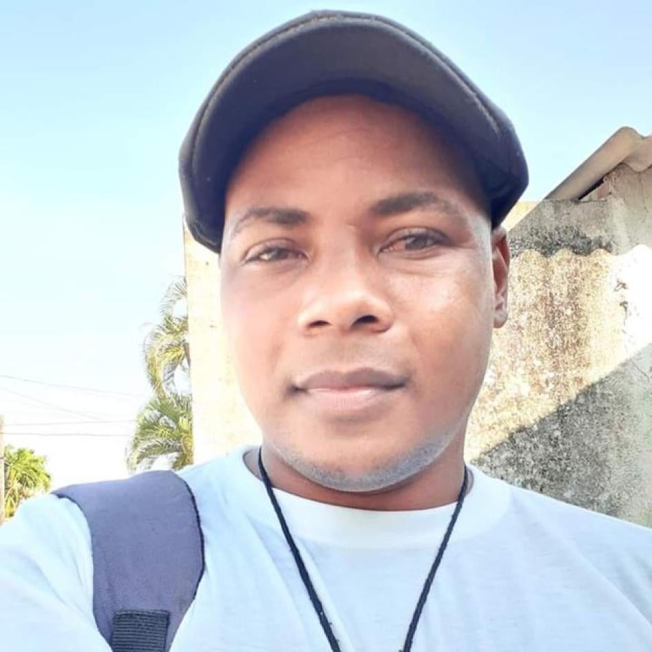 202110americas_cuba_DixanGaizaMore