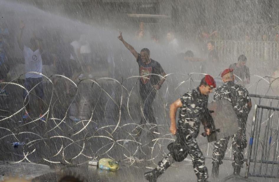lebanon protest garbage
