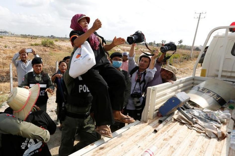 201706asia_cambodia_protestorKHMER