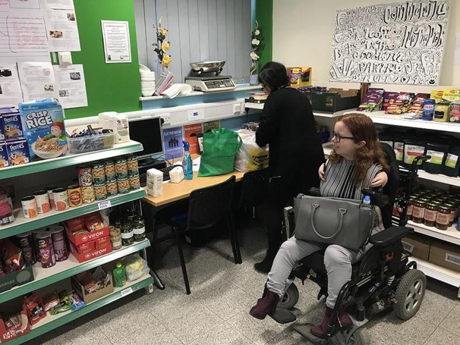 201809europe_uk_poverty