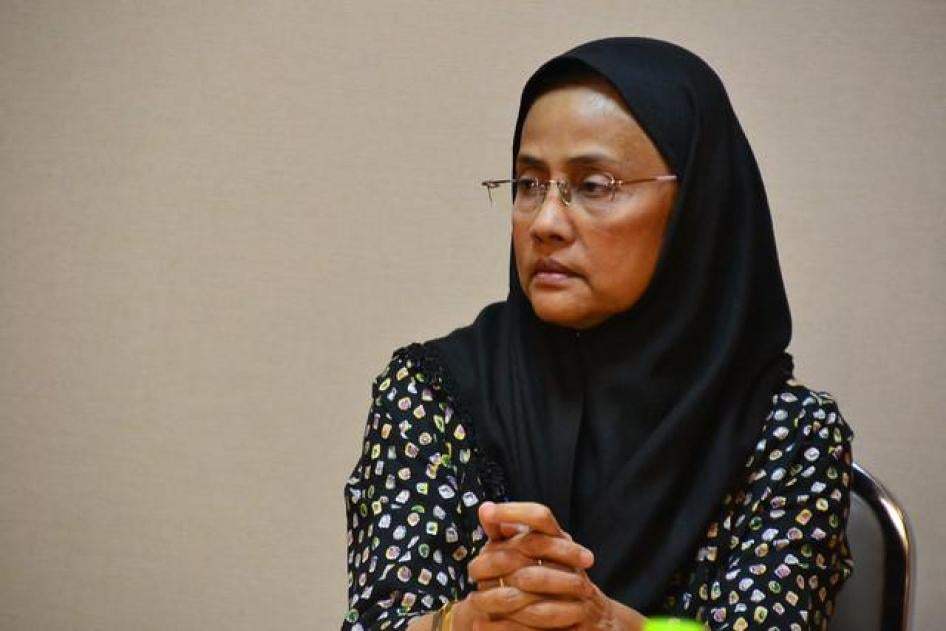 Angkhana Neelapaijit 