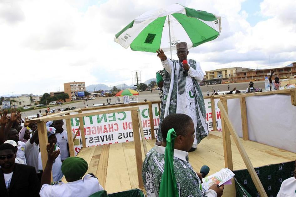 Ni John Fru Ndi speaks to his supporters during a campaign rally in Yaounde, Cameroon