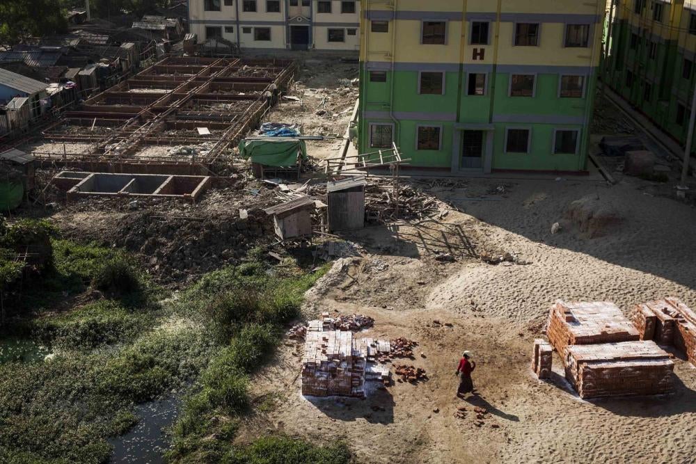 201807asia_burma_myanmarland18