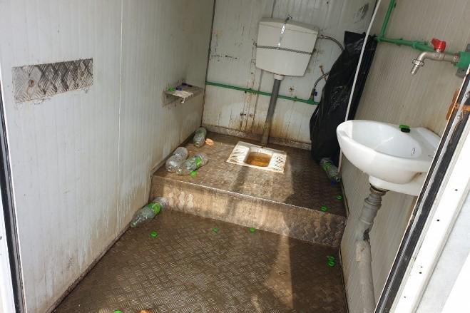 202004eca_greece_moria_3