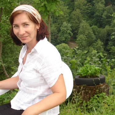 Natalia Estemoriva in Chechnya, 2007.