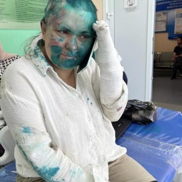 Elena Milashina in a hospital in Grozny, Chechnya after being violently attack on July 4, 2023