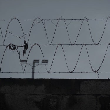 El Salvador: Violaciones de derechos humanos de niños, niñas y adolescentes durante el régimen de excepción