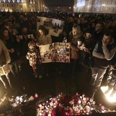 2015-11-eca-st-petersburg-mourning