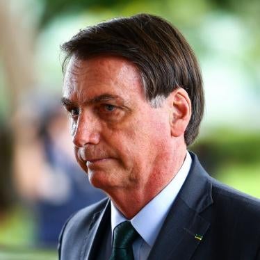O presidente Jair Bolsonaro chega ao Ministério da Defesa, janeiro de 2020.