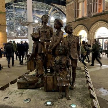 Kindertransport Statue